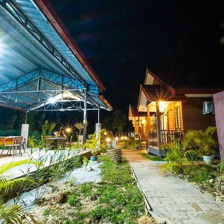 Bidur Cinta Abadi Resort מראה חיצוני תמונה
